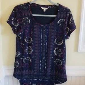 Super Cute Lucky Brand Lightweight Tee!